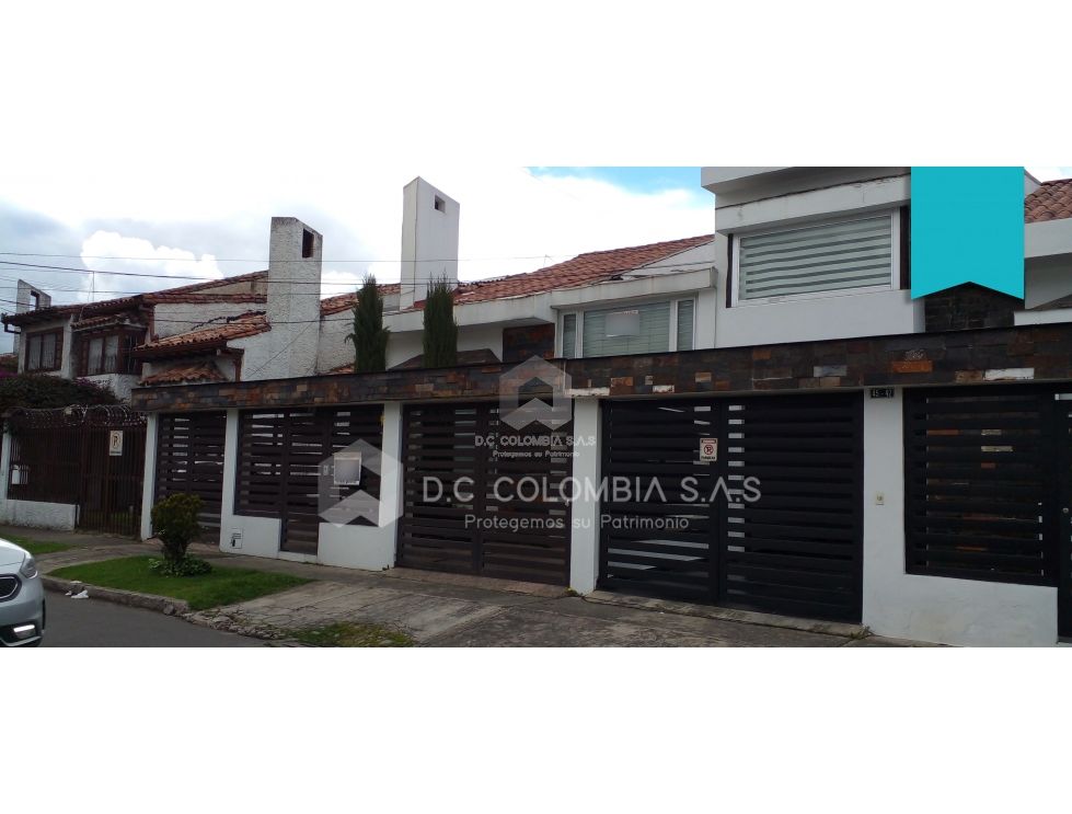 Casa de Dos Pisos en Venta en Suba Atabanza en Bogotá