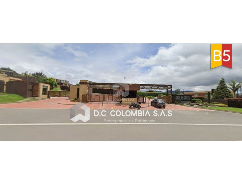 CASALOTE EN VENTA EN CONJUNTO CASA DE CAMPO EN LA CALERA
