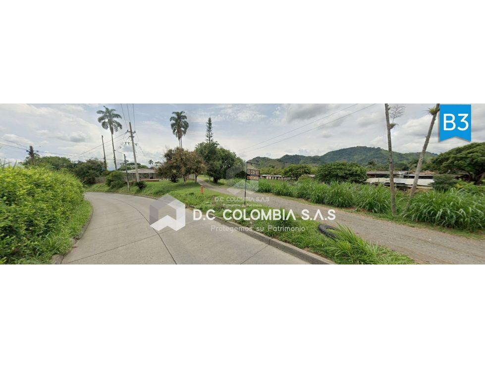 CASA CAMPESTRE EN VENTA EN EL CONDOMINIO EL COFRE DE PEREIRA