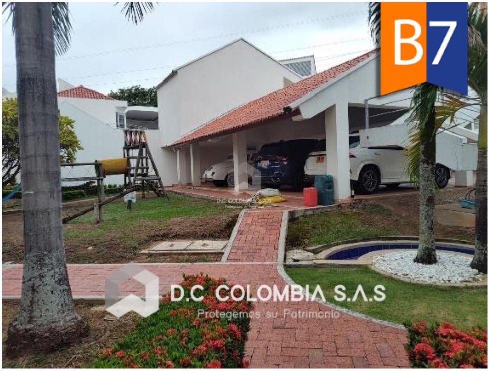 CASA EN VENTA EN EL CONDOMINIO ALICANTE EN NEIVA