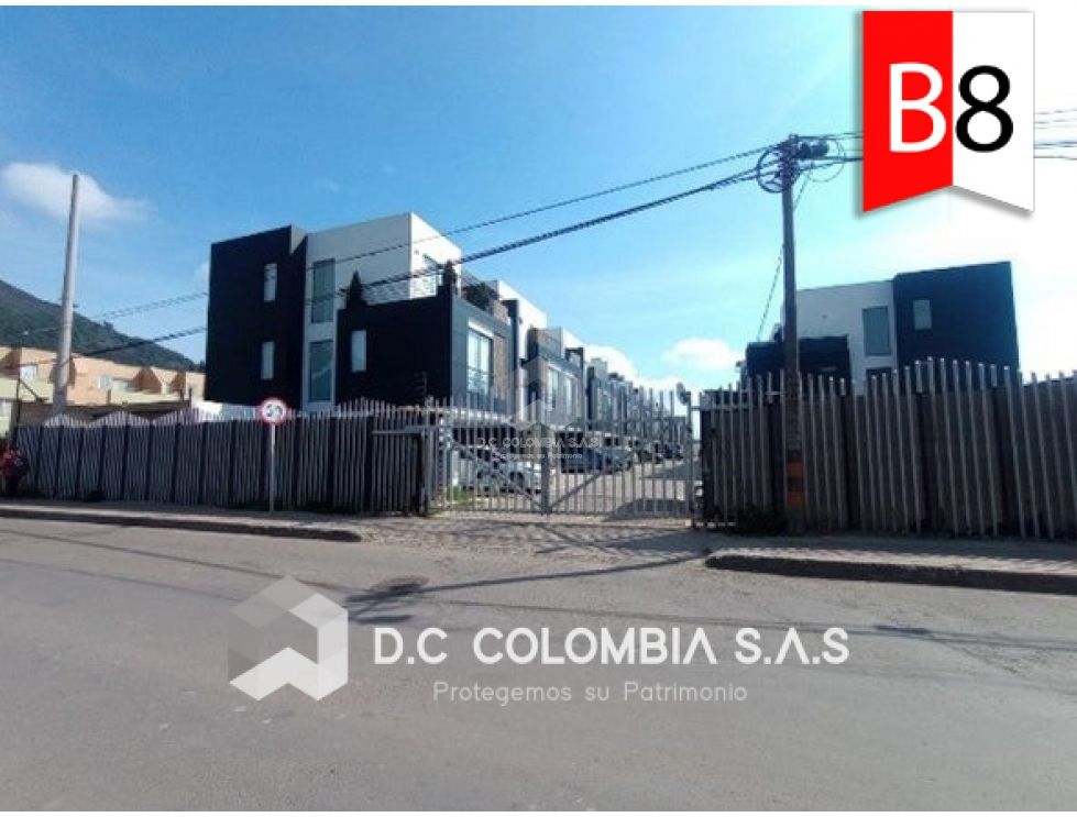 CASA EN VENTA EN EL CONDOMINIO MIRAMONTE EN COTA - CUNDINAMARCA